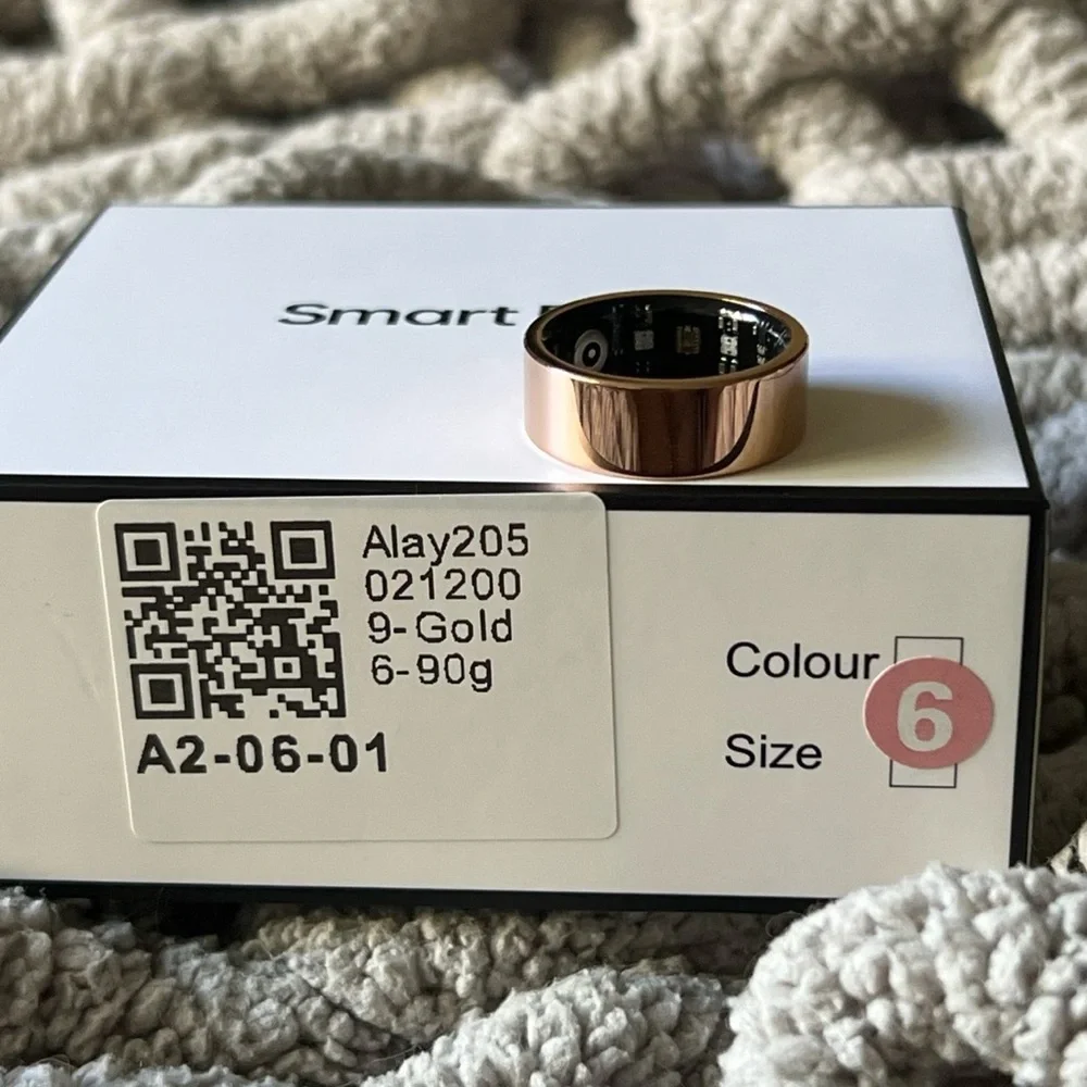 Gold Ellurify smart ring
